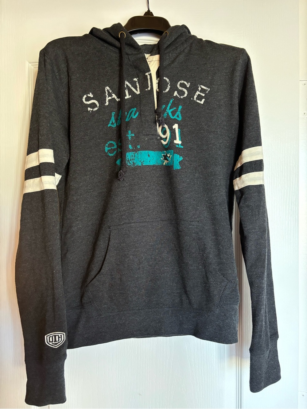 San Jose Sharks NHL Hockey Ladies Hoodie size large old time hockey gray